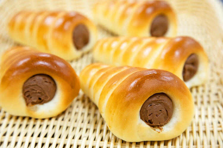 チョココロネ