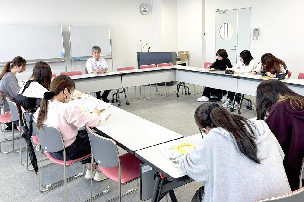 新宿区立子ども総合センター(係長の講話)