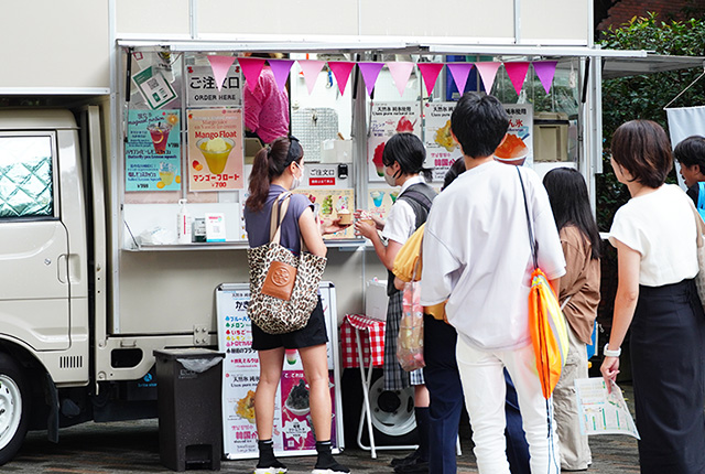 キッチンカー（新宿）