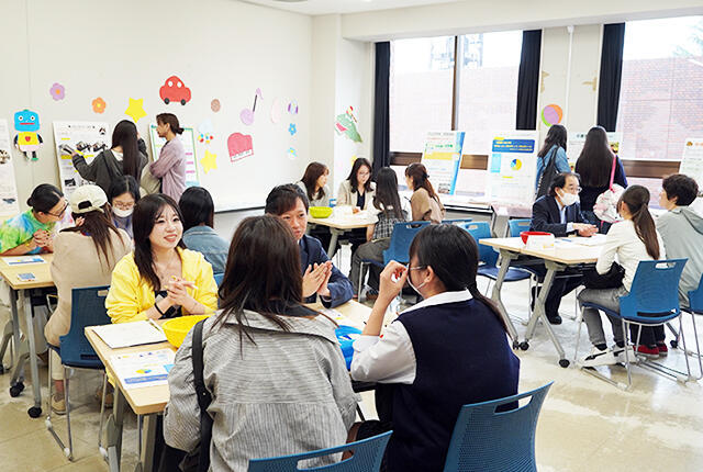 学科紹介ブース(新宿)